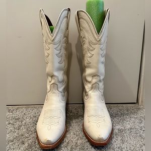 Tecovas Annie Boot in Bone